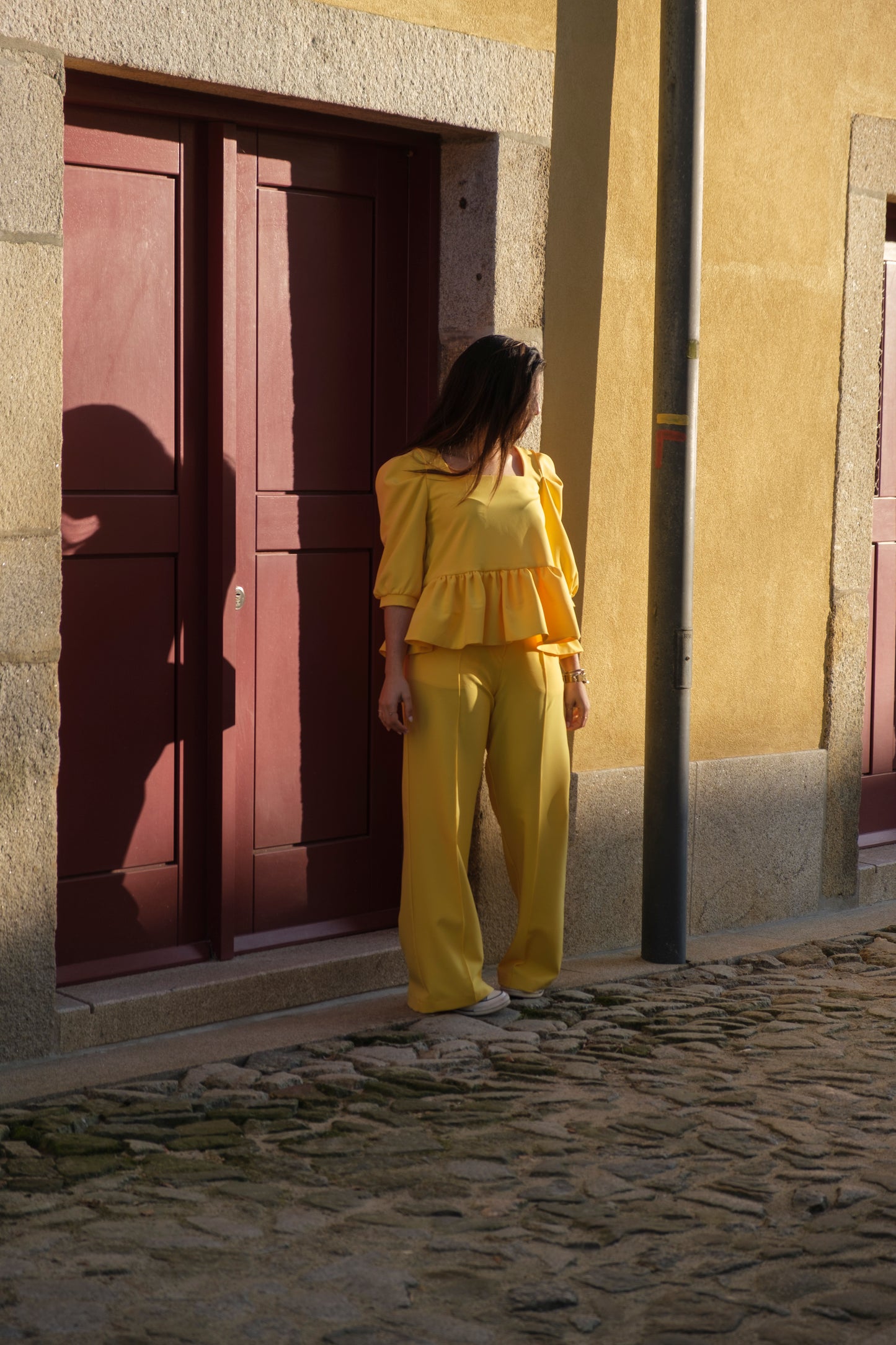 Anita- amarelo