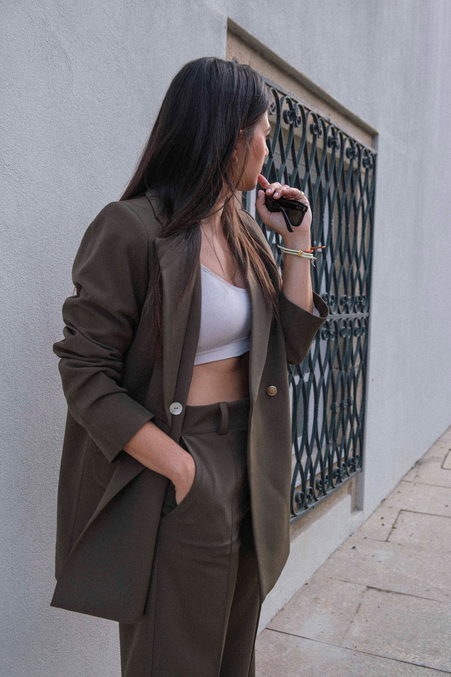 Anita- olive